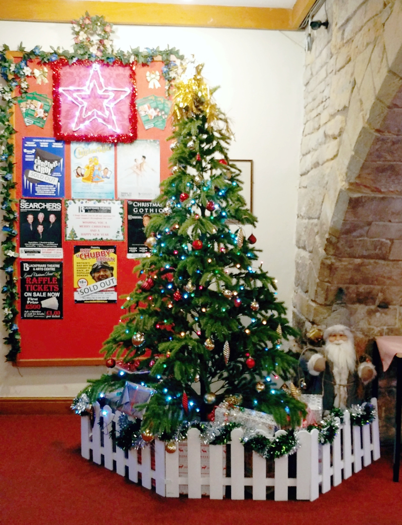 Blackfriars Social Committee - WIN Best Charity Christmas Display AGAIN!